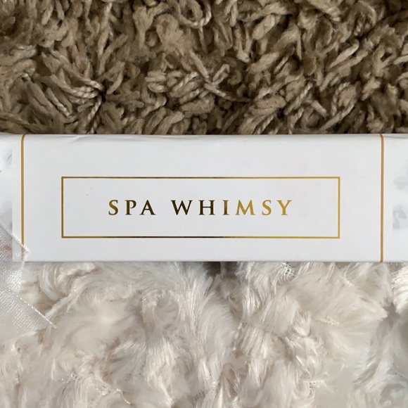 Warming slippers…….🧦 (1) - Picture 4 of 6